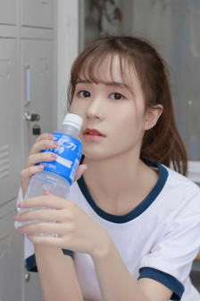半夜装睡配合孩子趴趴